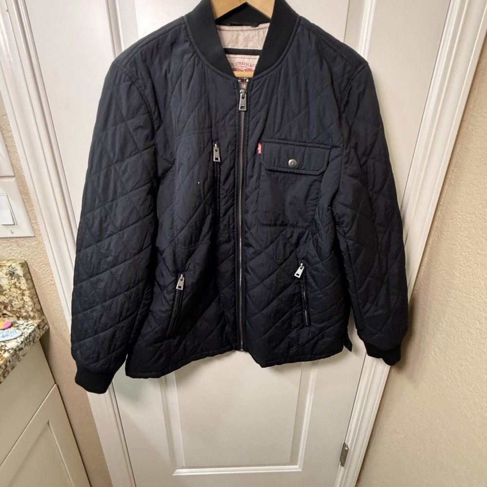 Levi’s Mens Large Black Quilted Bomber Jacket Full Zip Multi Pocket L